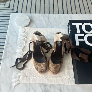 COACH espadrilles wedge size 5